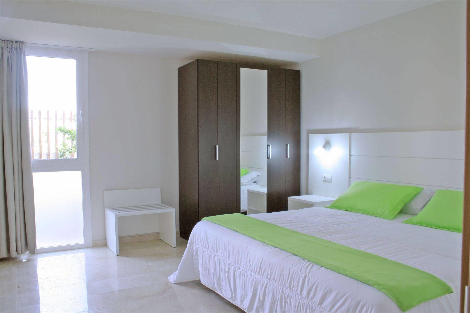 L' Escala Resort Aparthotel